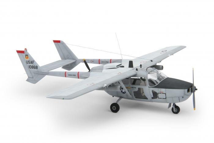 Cessna O-2A Skymaster in 1/48 von ICM 
