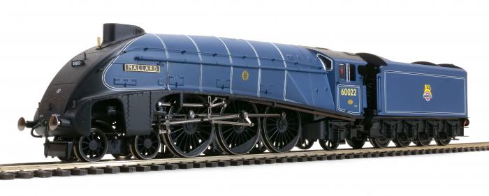 Hornby mallard hot sale train