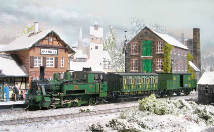 Sparkel in HO scale by Norman Raven.