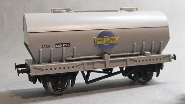 Hornby Vintage model railway freight wagons AP07/64 Various Brands 