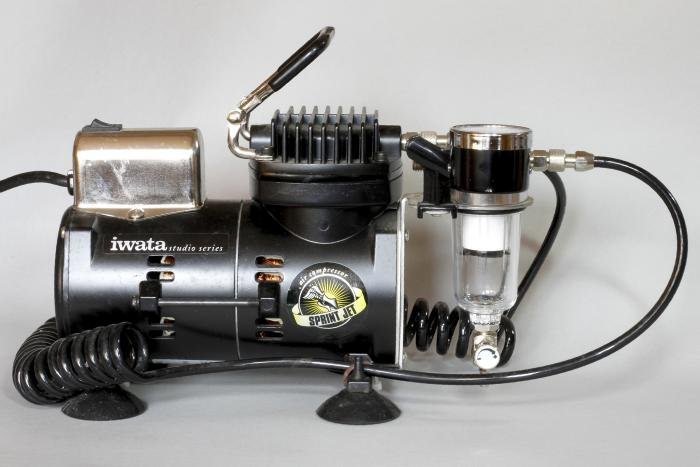 Iwata-Medea Silver Jet Air Compressor