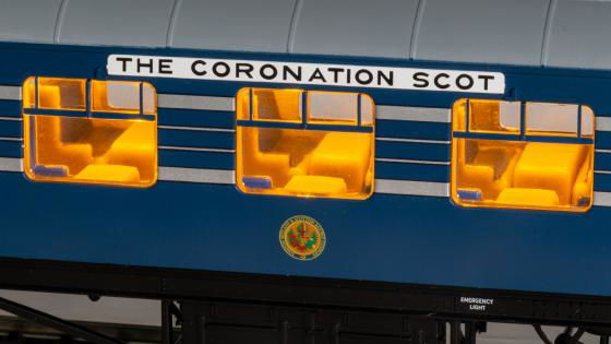 HM163 Hornby Coronation carriages