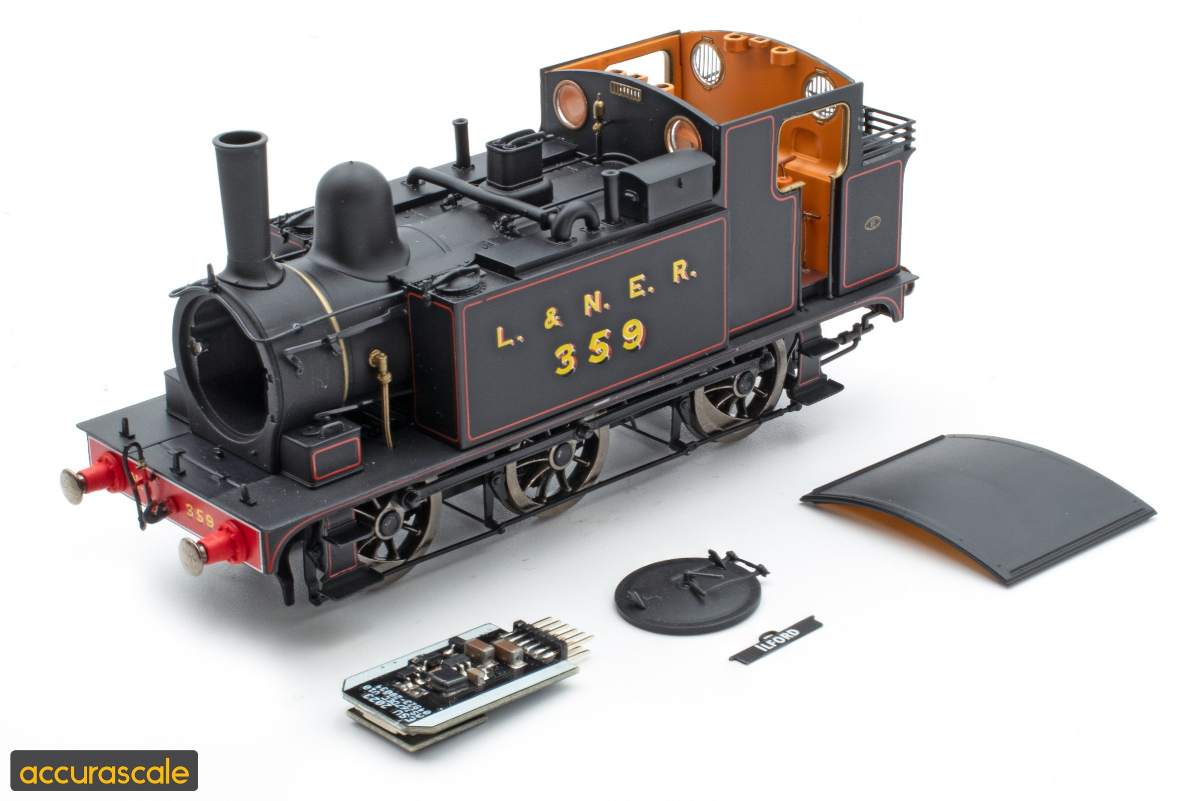 Some items like the smokebox are removable, making fitting of DCC decoders more straightforward.